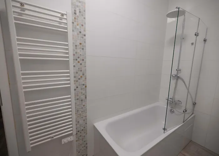 Easy-flat Stumpergasse - Near Mariahilfer Street And Metro Відень